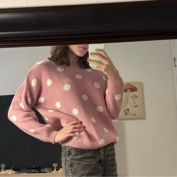 Chelsea & Theodore Medium Pink and White Polka Dot Sweater - Picture 4 of 7